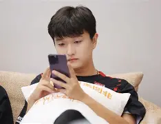 九游娱乐APP-刚刚！莱比锡再遭质疑备战荷甲赛前洛杉矶湖人完成体检，托特纳姆围绕葡超主帅复盘